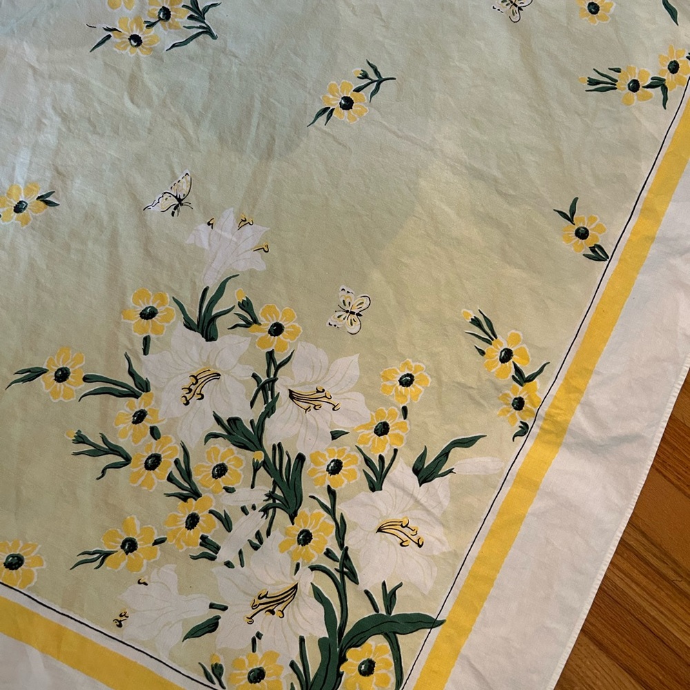 Vintage Floral Yellow and White Square Tablecloth 49x50” - Picture 2 of 3